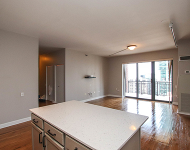 41 E 8th Street - Photo Thumbnail 4