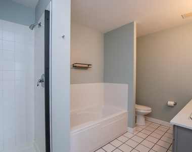 41 E 8th Street - Photo Thumbnail 11