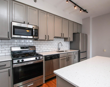 41 E 8th Street - Photo Thumbnail 3