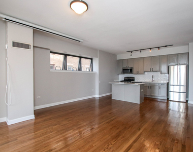 41 E 8th Street - Photo Thumbnail 2