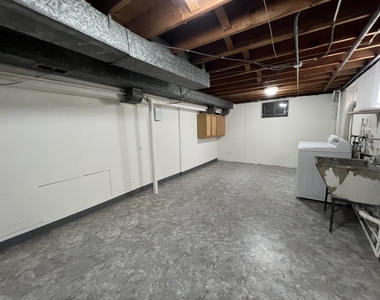 3929 W Chase Avenue - Photo Thumbnail 11