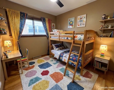 3929 W Chase Avenue - Photo Thumbnail 4