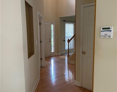1594 Hampton Hollow Trail - Photo Thumbnail 2