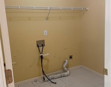 1594 Hampton Hollow Trail - Photo Thumbnail 17