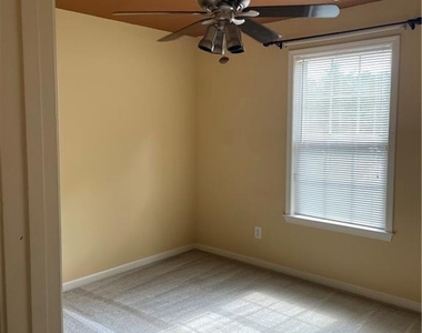 1594 Hampton Hollow Trail - Photo Thumbnail 14