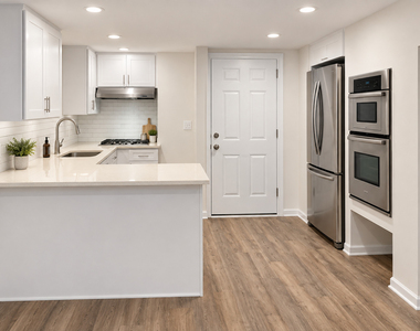 5019 N Major Avenue - Photo Thumbnail 2