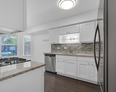 1239 S Wellington Court - Photo Thumbnail 4