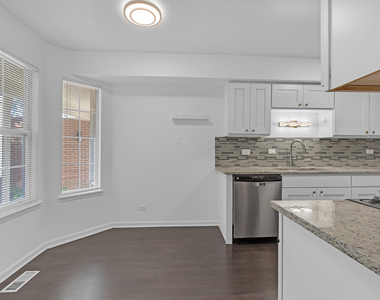 1239 S Wellington Court - Photo Thumbnail 5
