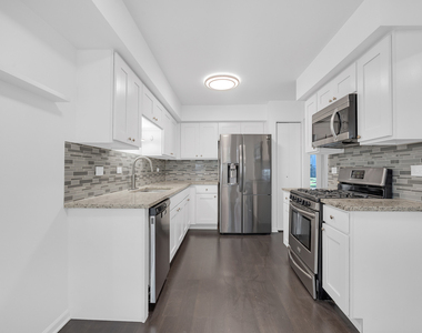 1239 S Wellington Court - Photo Thumbnail 6