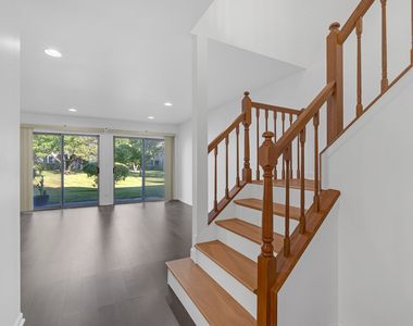 1239 S Wellington Court - Photo Thumbnail 7