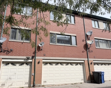 1951 S Wells Street - Photo Thumbnail 12