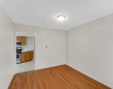 2588 Dickens Court - Photo Thumbnail 9
