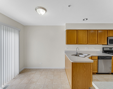 2588 Dickens Court - Photo Thumbnail 7