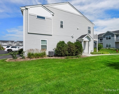466 Comstock Road - Photo Thumbnail 22