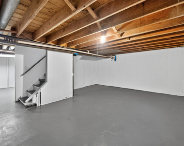 210 Linn Court - Photo Thumbnail 19