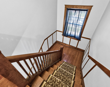 7440 S Paxton Avenue - Photo Thumbnail 1