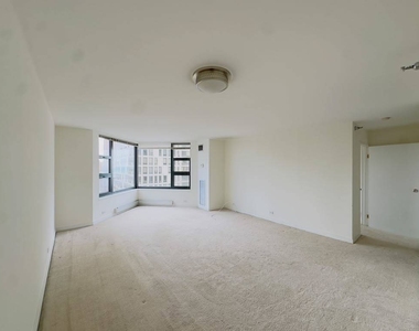 401 E Ontario Street - Photo Thumbnail 1