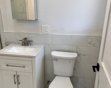 4121 W Montrose Avenue - Photo Thumbnail 13