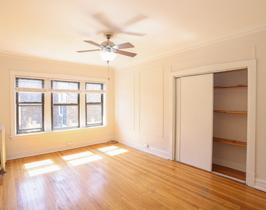5419 S Harper Avenue - Photo Thumbnail 3