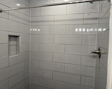 1727 W North Shore Avenue - Photo Thumbnail 11