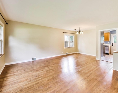 679 S Spring Road - Photo Thumbnail 2