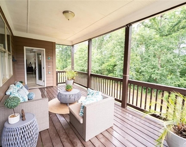 1451 Torrington Drive - Photo Thumbnail 24