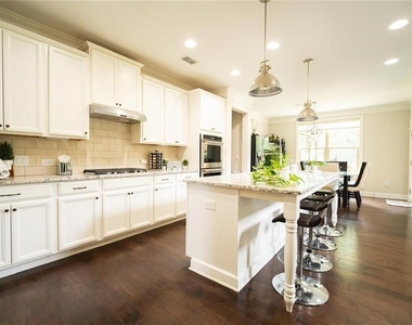 1451 Torrington Drive - Photo Thumbnail 37