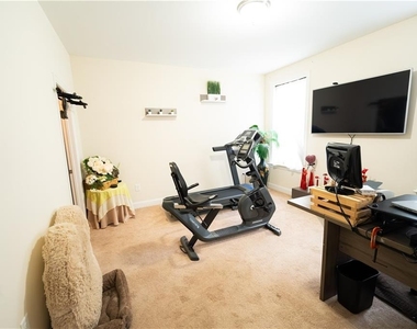 1451 Torrington Drive - Photo Thumbnail 33