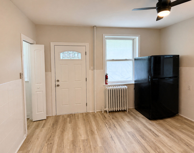 7015 S Peoria Avenue - Photo Thumbnail 11