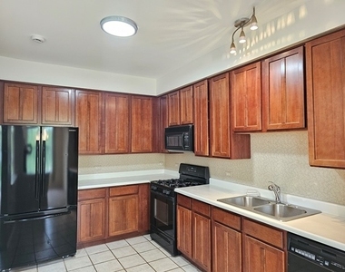 2923 Bartlett Court - Photo Thumbnail 13