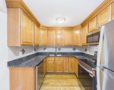 2210 S Goebbert Road - Photo Thumbnail 15