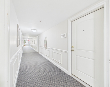 2210 S Goebbert Road - Photo Thumbnail 33