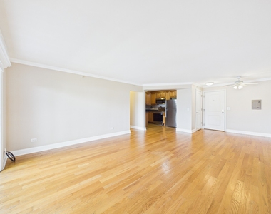 2210 S Goebbert Road - Photo Thumbnail 5
