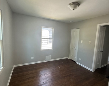 16963 Shea Avenue - Photo Thumbnail 2