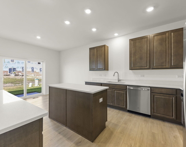 7705 Nightshade Lane - Photo Thumbnail 8