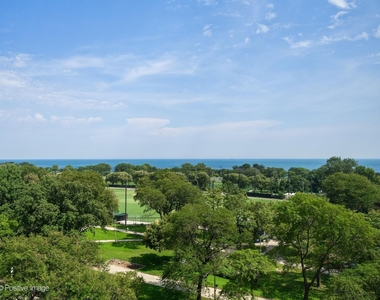 2800 N Lake Shore Drive - Photo Thumbnail 9
