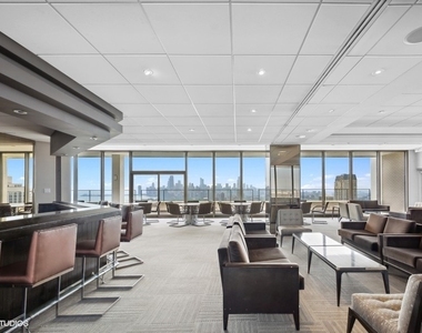 2800 N Lake Shore Drive - Photo Thumbnail 26