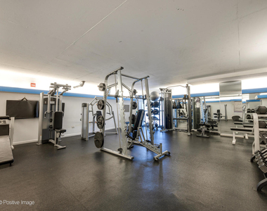 2800 N Lake Shore Drive - Photo Thumbnail 21