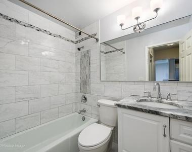 2800 N Lake Shore Drive - Photo Thumbnail 18