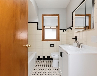 7117 W Armitage Avenue - Photo Thumbnail 14