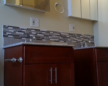 6342 S Kenwood Avenue - Photo Thumbnail 7