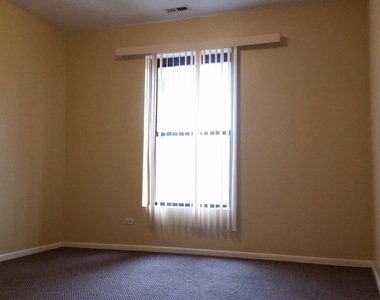 6342 S Kenwood Avenue - Photo Thumbnail 10