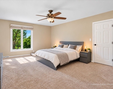 6201 Sleepy Hollow Lane - Photo Thumbnail 11