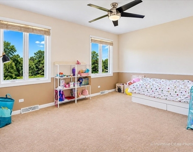 6201 Sleepy Hollow Lane - Photo Thumbnail 10