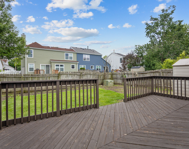 1127 Ashbrook Drive - Photo Thumbnail 24