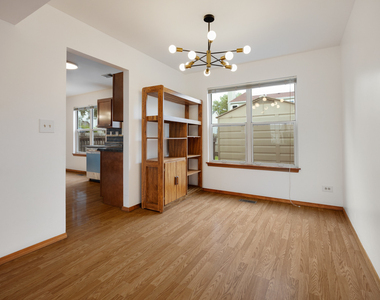 1127 Ashbrook Drive - Photo Thumbnail 6