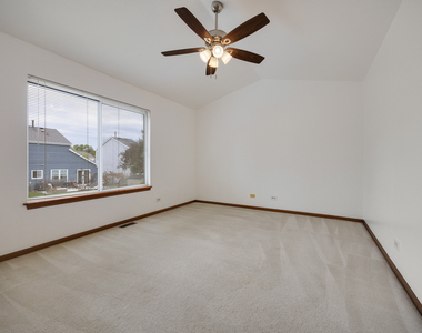 1127 Ashbrook Drive - Photo Thumbnail 17
