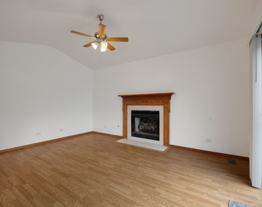 1127 Ashbrook Drive - Photo Thumbnail 11