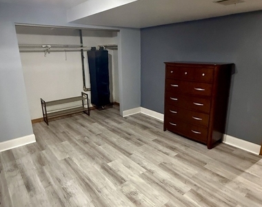 5121 S New England Avenue - Photo Thumbnail 9