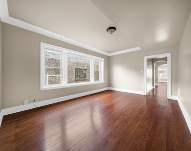 7751 S Saginaw Avenue - Photo Thumbnail 3